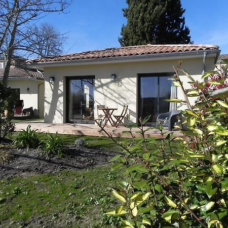 Dependance Chateau Le Clouet A 15Min De Bordeaux Pompignac Exterior photo